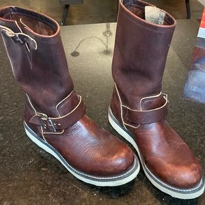 Red wing boots, size 9 1/2